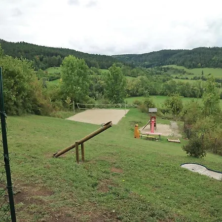 Holiday Plaue 03